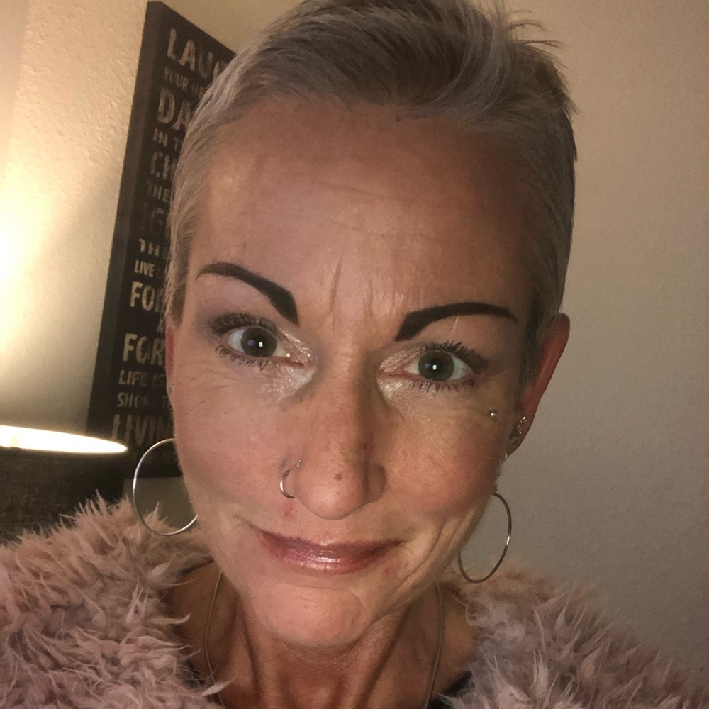 Meet your Posher, Shannon